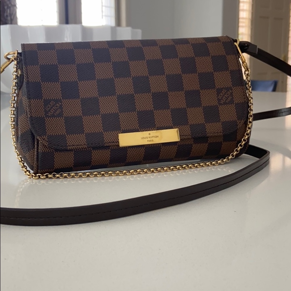 Louis Vuitton crossbody bag